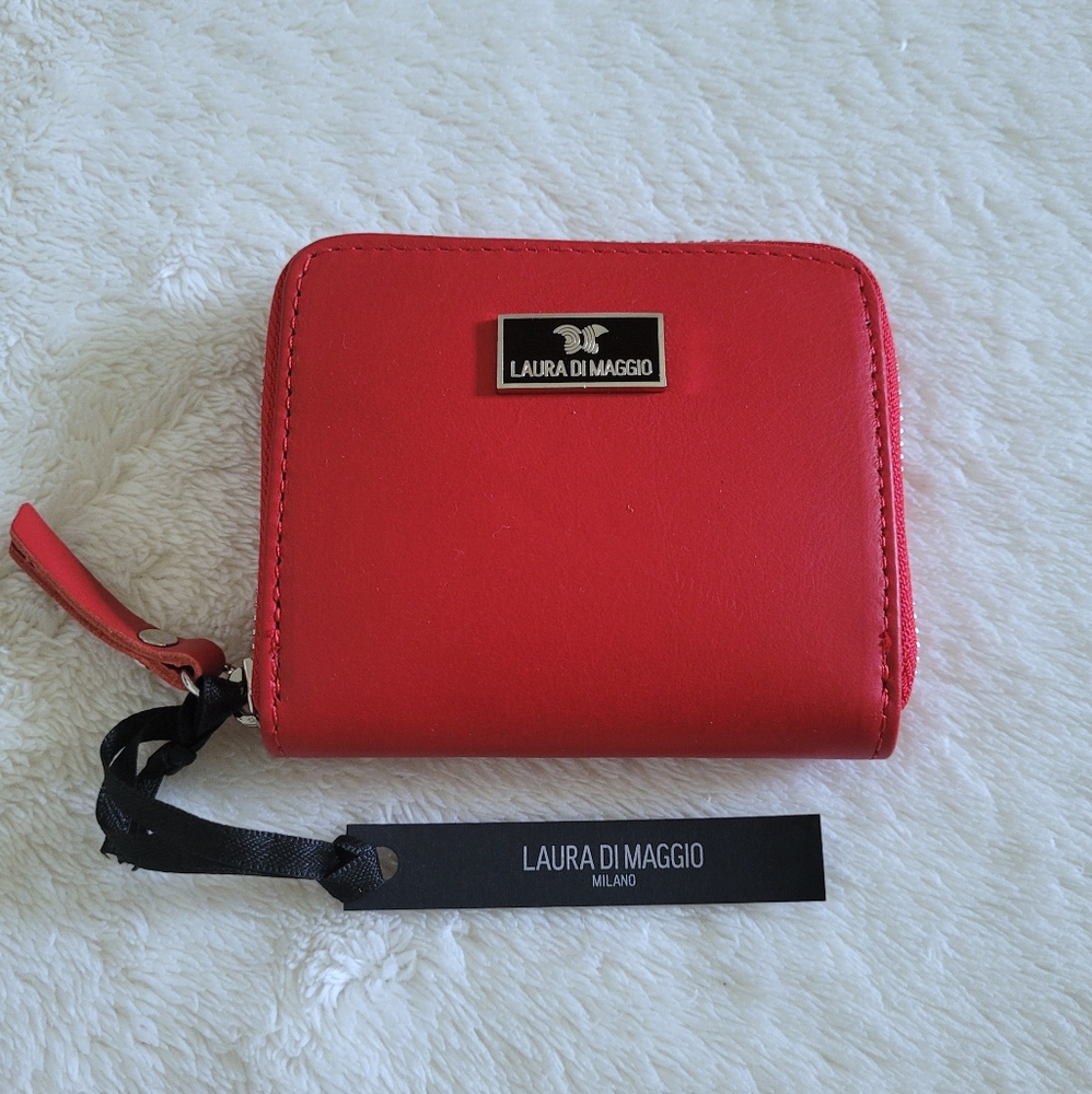 Laura Di Maggio Red❤ Zip Around Card💳 Case - NWT